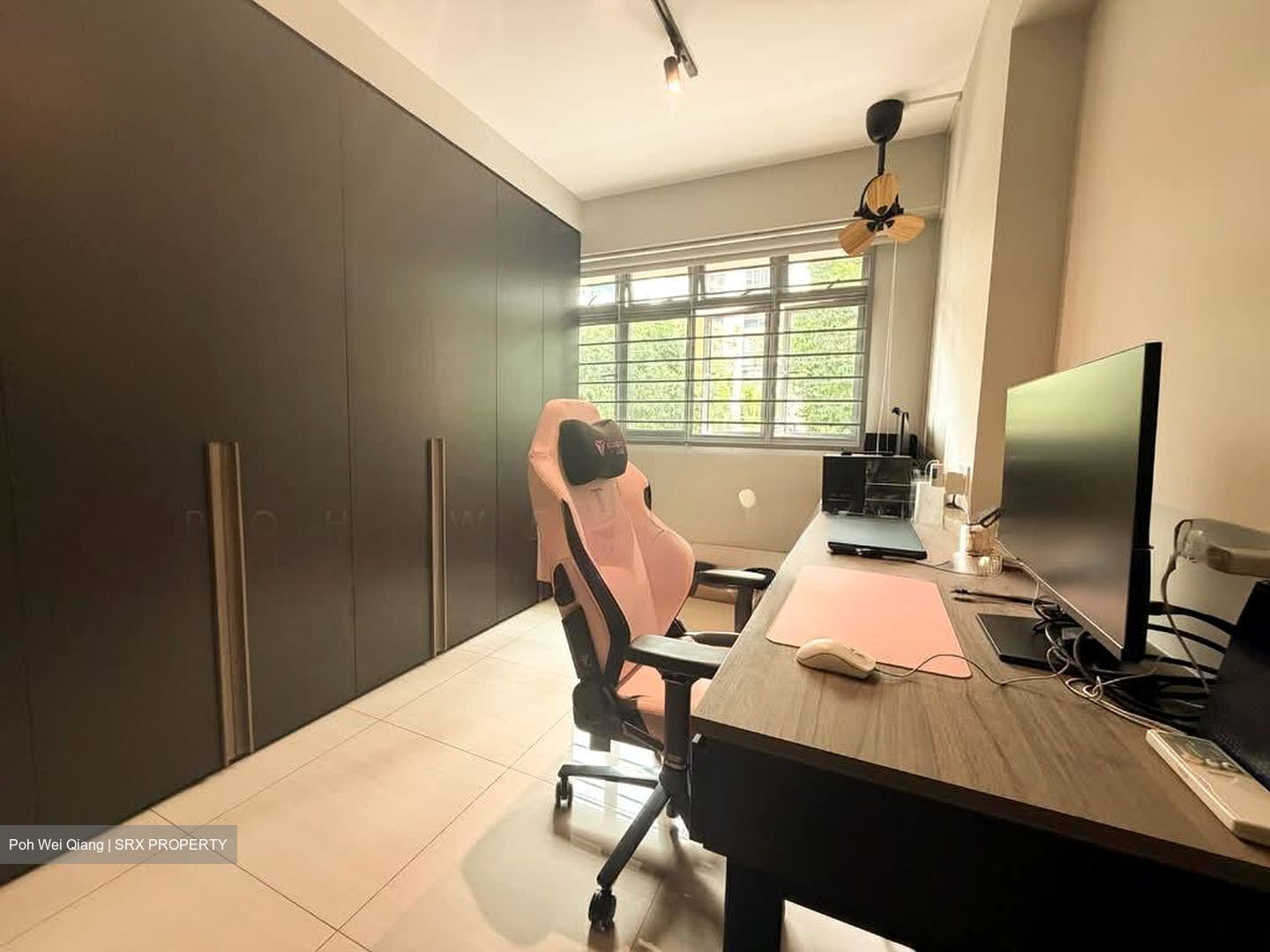 Blk 377A Hougang Rivercourt (Hougang), HDB 5 Rooms #566638701